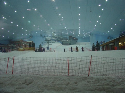 Blick in die Skihalle