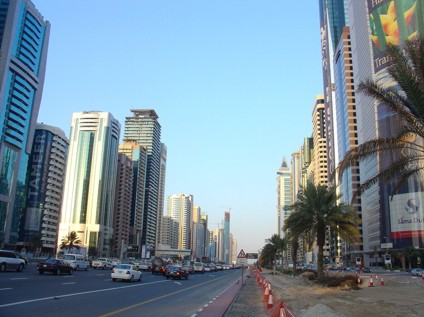 Hochhuser entlang der Sheikh Zayed Road