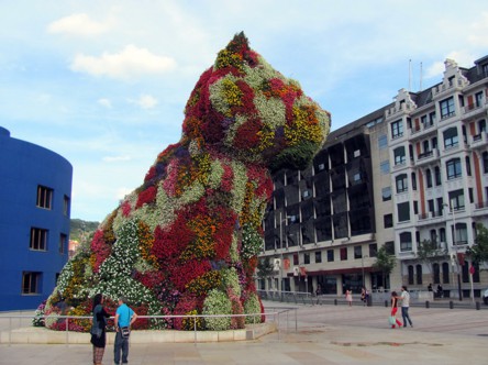 The Puppy vor dem Guggenheim Museum