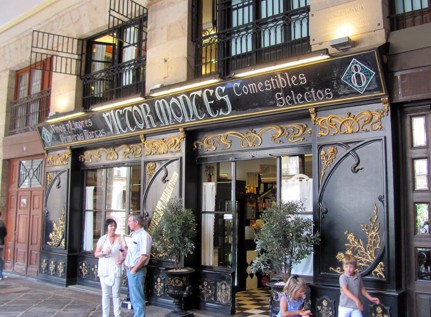 Pintxos Laden am Plaza Nueva