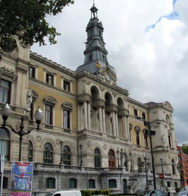 ffentliches Gebude irgendwo in der Stadt